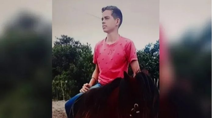 171963052877844acf8bed40e9b92e14