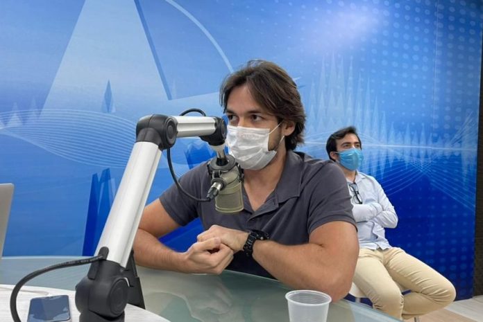 pedro_cunha_lima_na_arapuan_fm