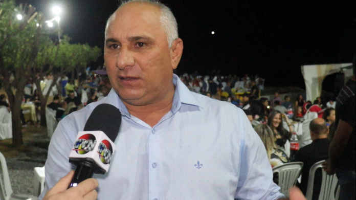 prefeito de Itaporanga divaldo