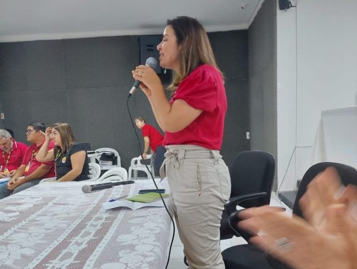 e08cad01-5f3c-44a8-b020-9d073d11b632-768x1024