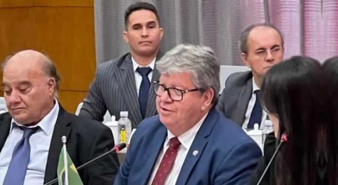 Joao-Azevedo-na-China-e1689599464558