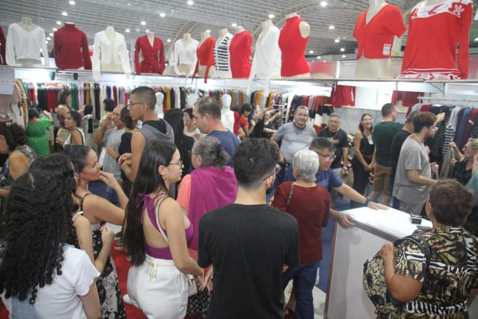 Público visita a BMB