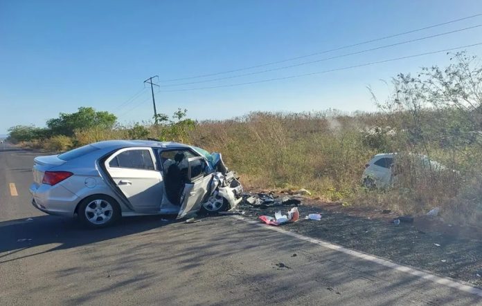 Acidente na BR 316 deixa dois mortos no Piauí