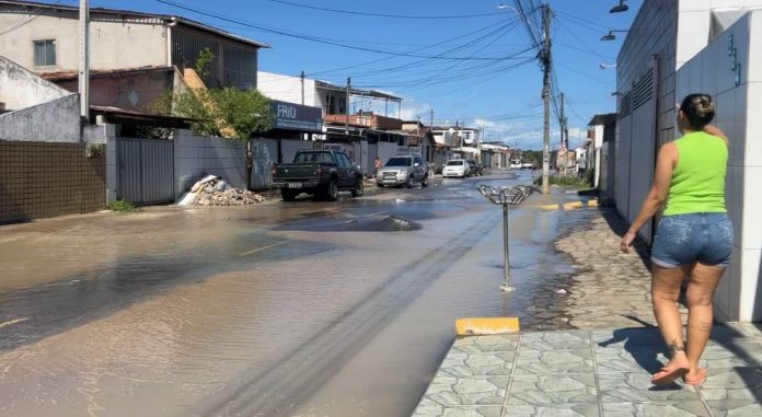 csm_VAZAMENTO_DE_AGUA_NA_CRUZ_DAS_ARMAS_EM_FOTO_2_8b0eeb242b