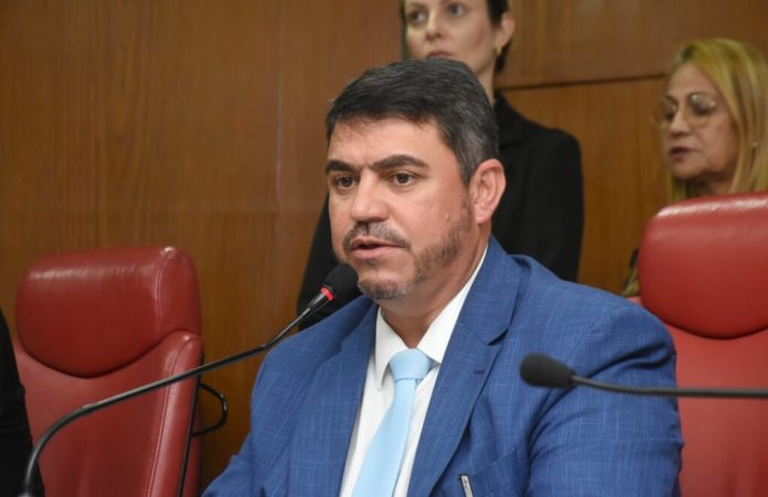 dinho-avant-1024x663