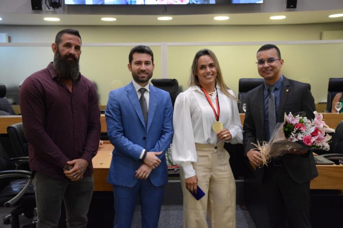 5d101814-1fdc-9b63-6c0c-2c8745d25965