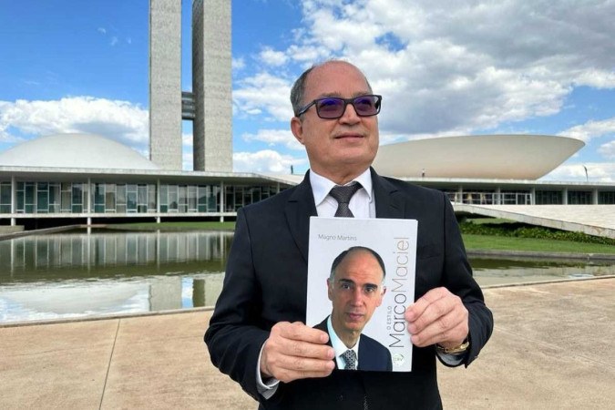 Biografia Marcos mACIEL