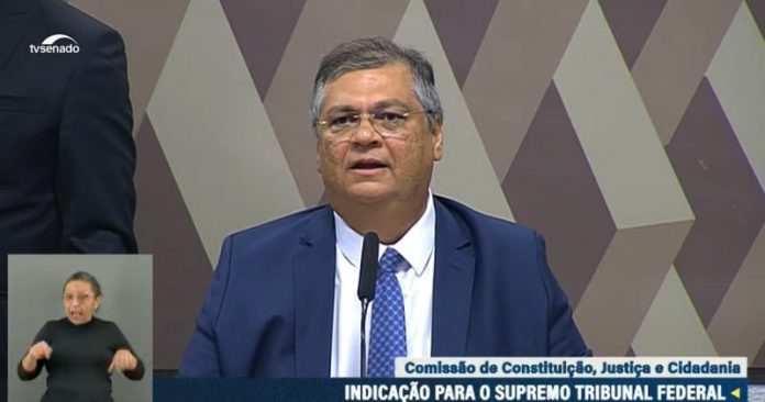 Flavio-Dino-no-Senado-800x421