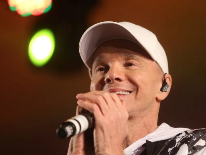 cantor-netinho-participa-de-show-na-virada-cultural-em-sao-paulo-1526800979368_v2_4x3