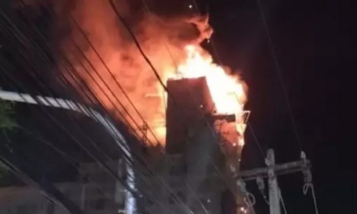 Vídeo mostra incêndio que atingiu edifício em área nobre de Recife