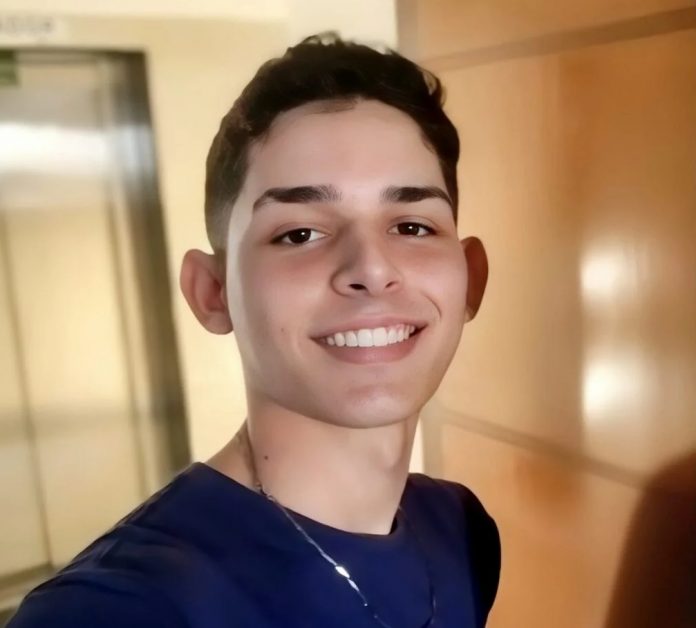 WhatsApp-Image-2024-09-24-at-16.01.12-1024x1024