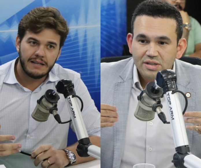 Copia-de-Copia-de-Copia-de-Copia-de-Red-Gift-Wrapping-Holiday-Photo-Collage-1