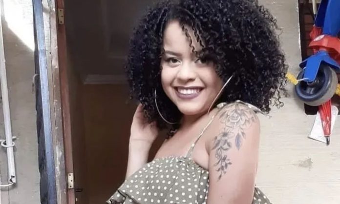 Corpo-de-mae-que-decapitou-o-filho-e-tirado-de-cov0012289900202410191702